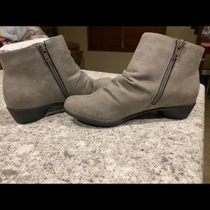 Axxiom Grey Booties